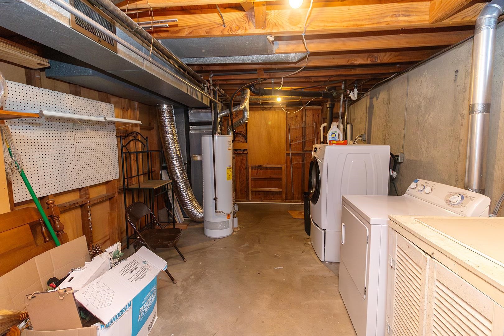 1614 Pleasant Hutchinson KS 67501