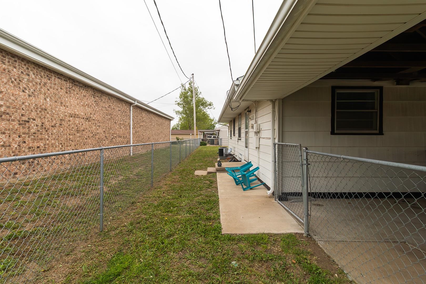 1614 Pleasant Hutchinson KS 67501