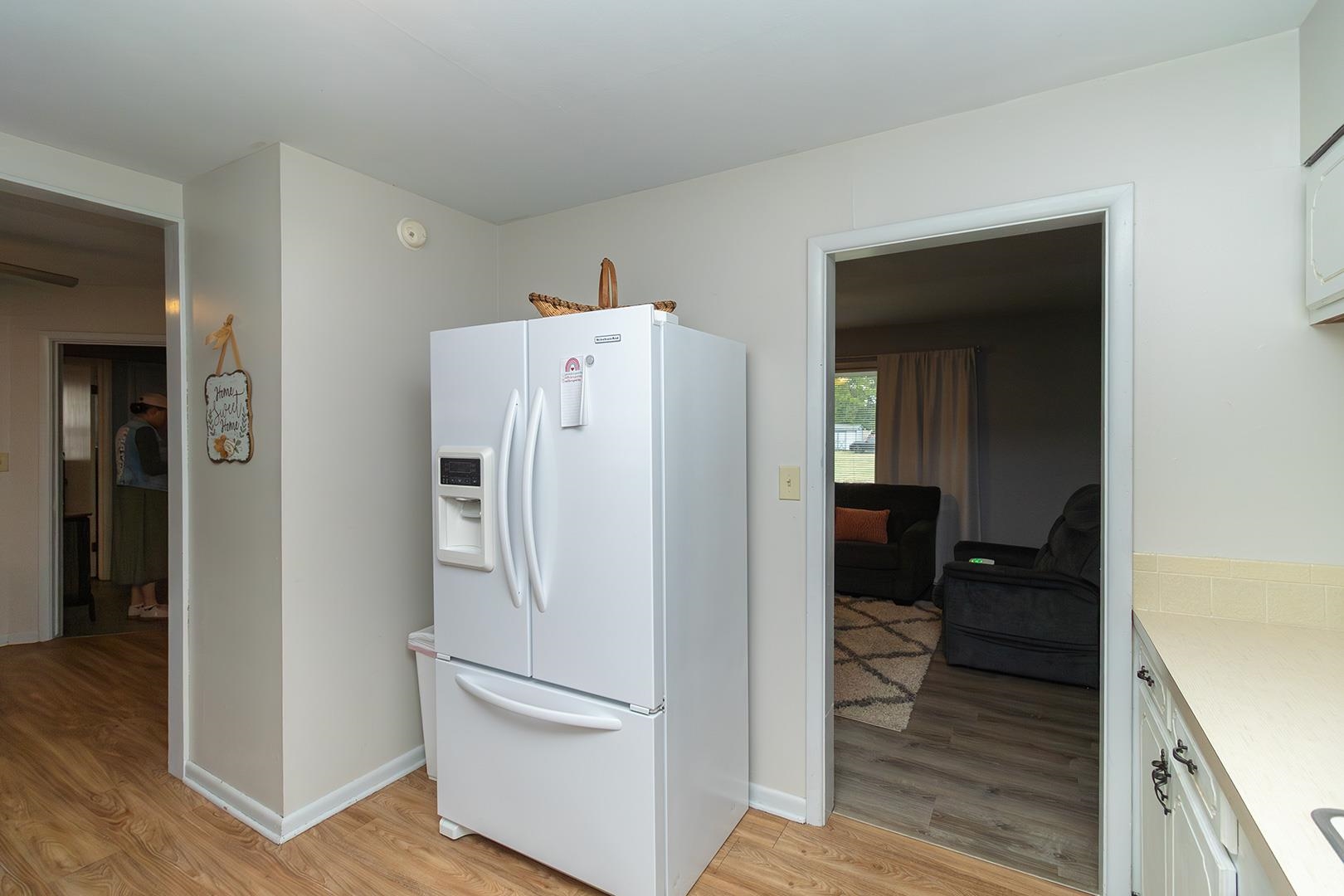 1614 Pleasant Hutchinson KS 67501