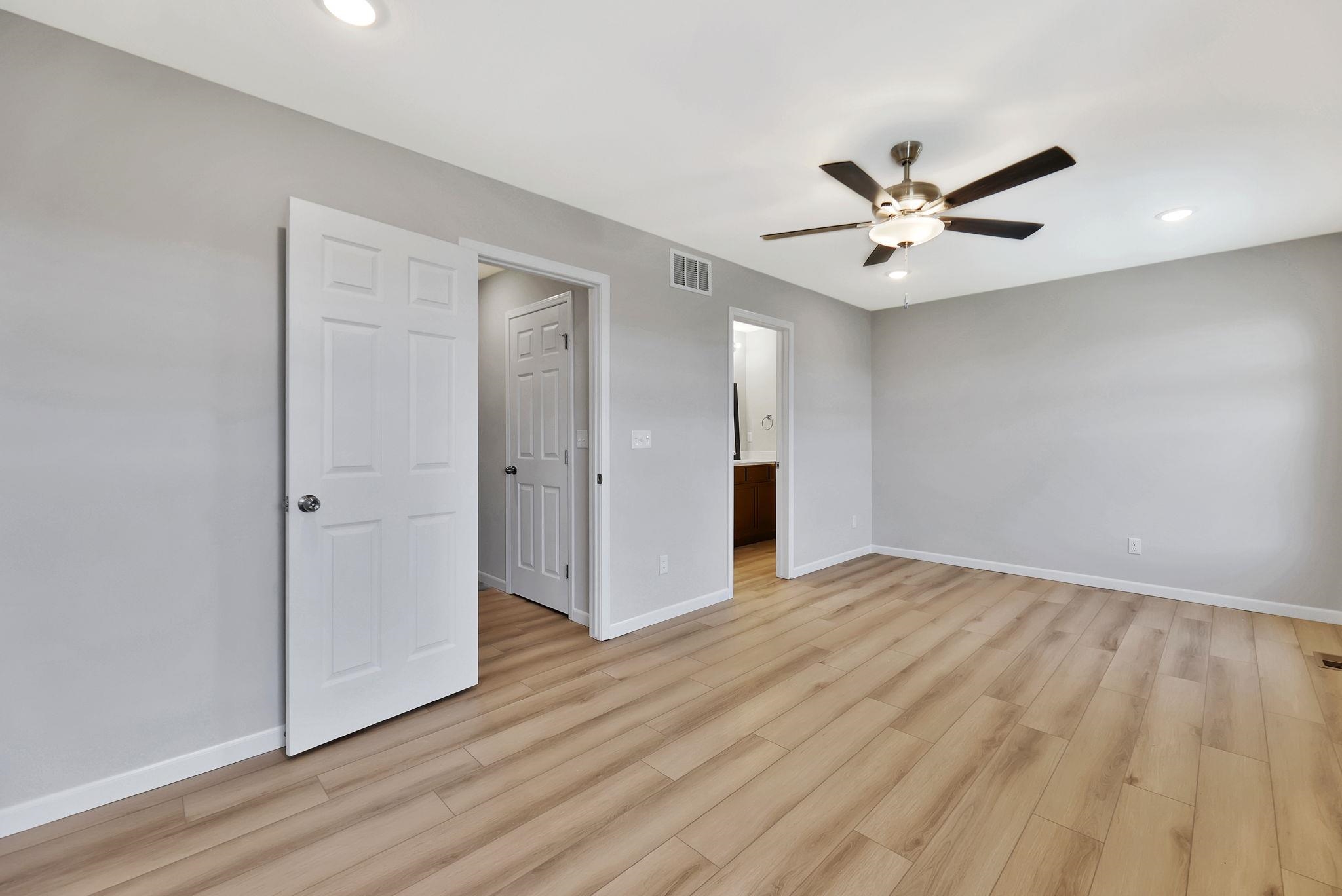 9149 Chris Court Bel Aire KS 67226