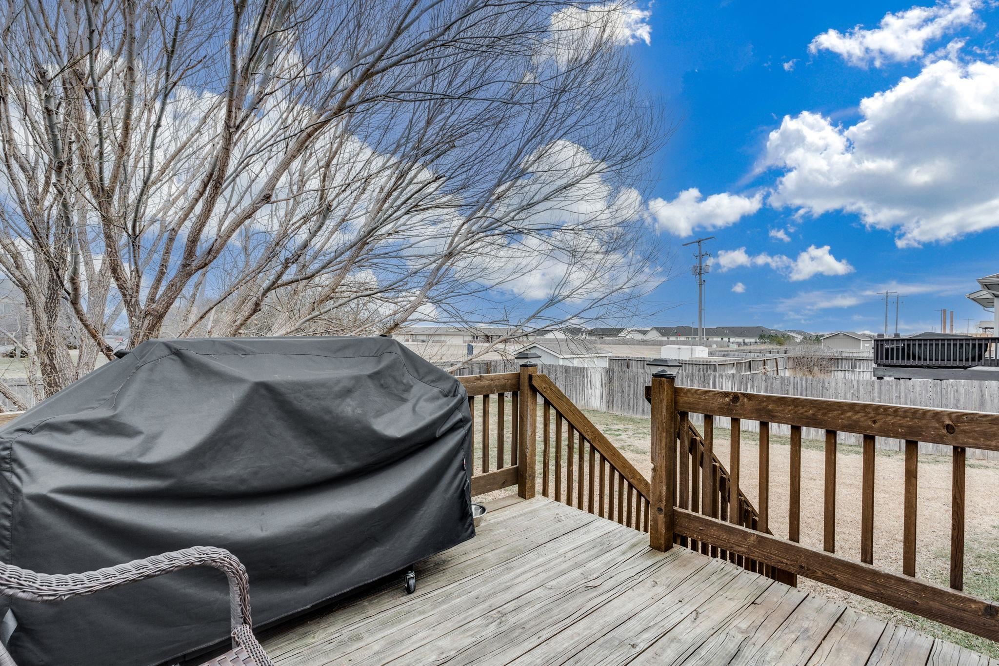 1917 N Mcrae Drive Goddard KS 67052