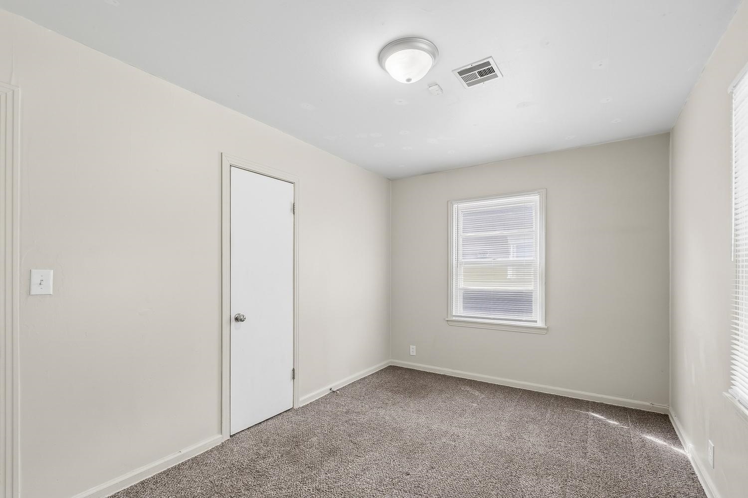 1826 N Piatt Avenue Wichita KS 67214