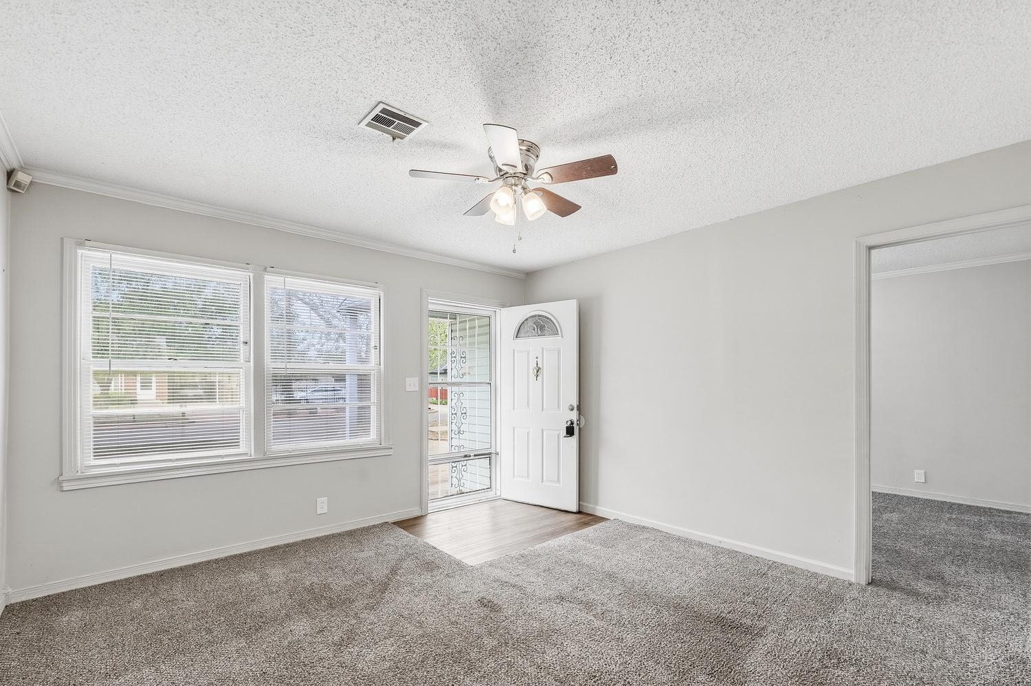 1826 N Piatt Avenue Wichita KS 67214