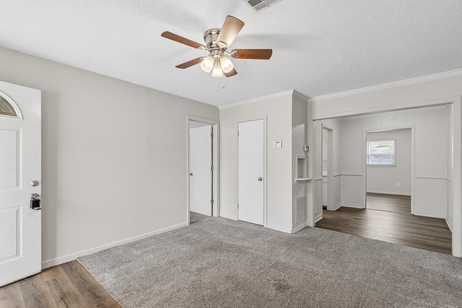 1826 N Piatt Avenue Wichita KS 67214