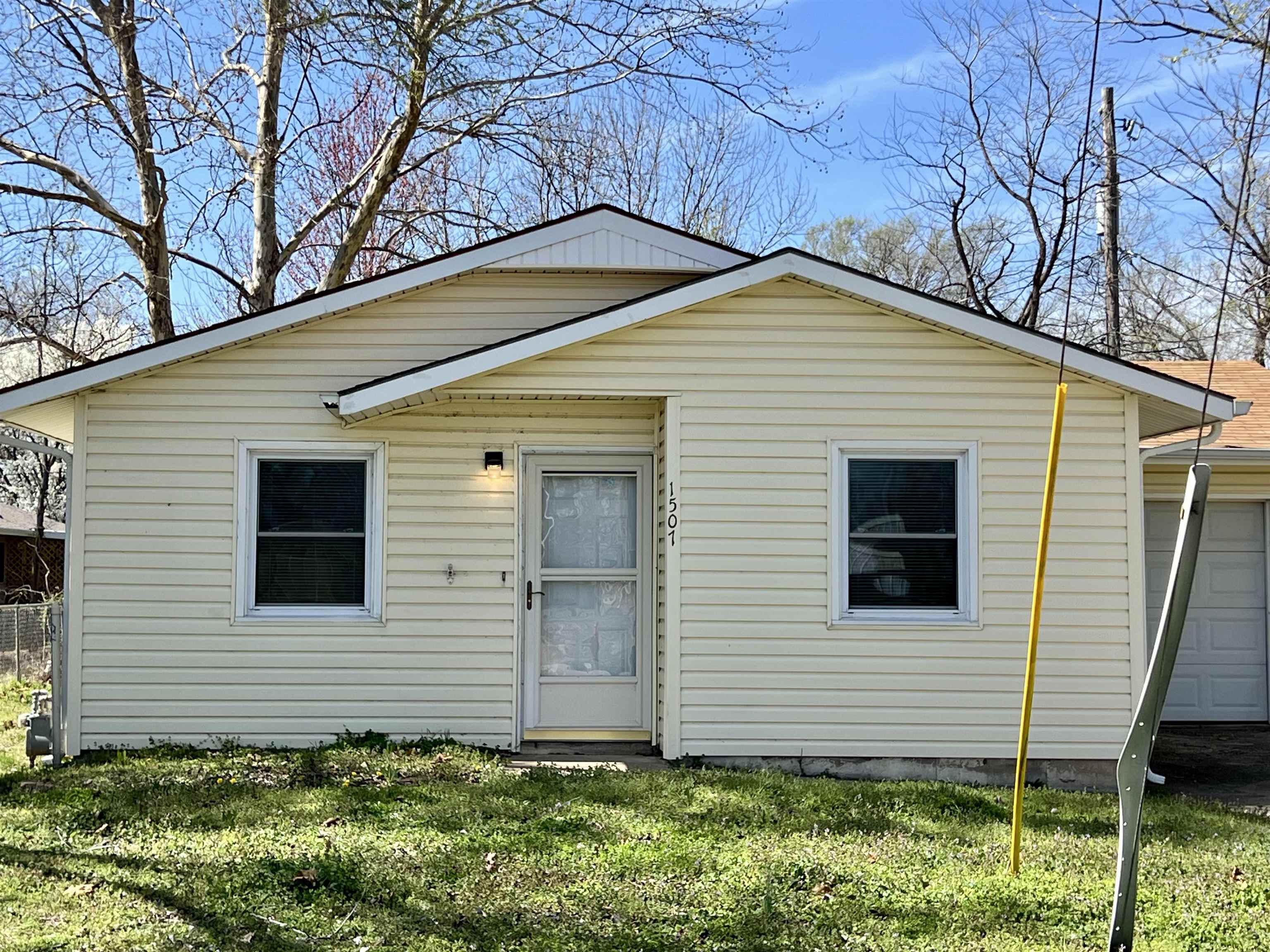 1507 N 10th Arkansas City KS 67005