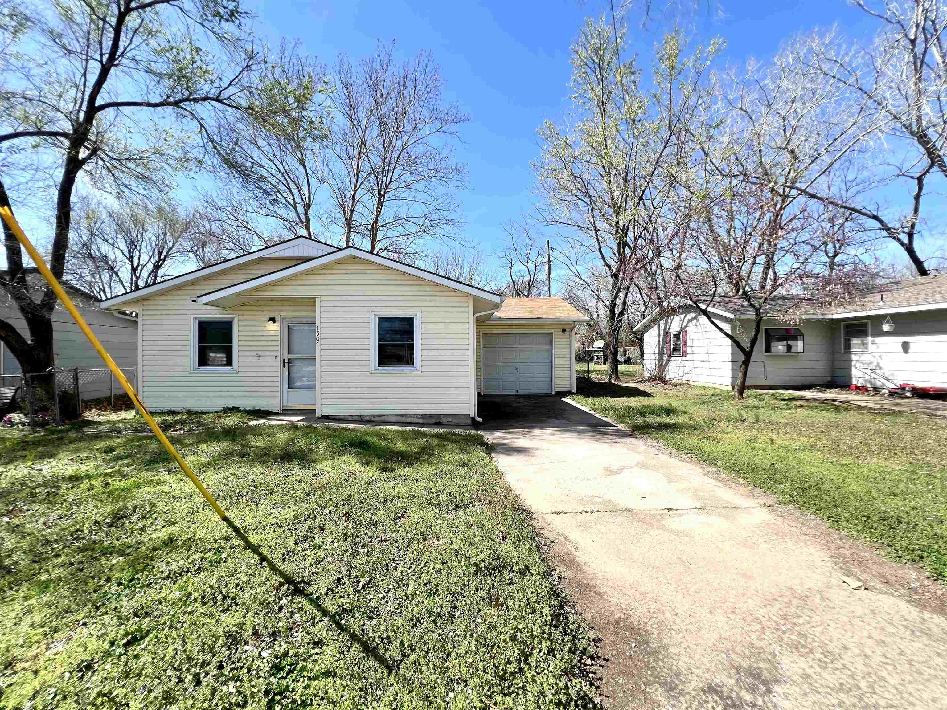 1507 N 10th Arkansas City KS 67005