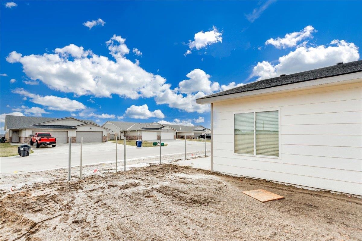 2401 S Wheatland Court Wichita KS 67235