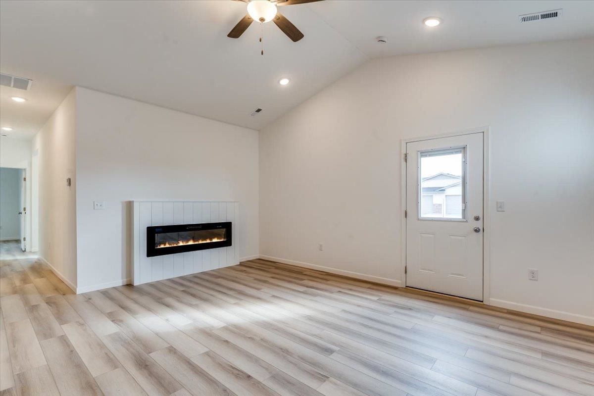 2401 S Wheatland Court Wichita KS 67235
