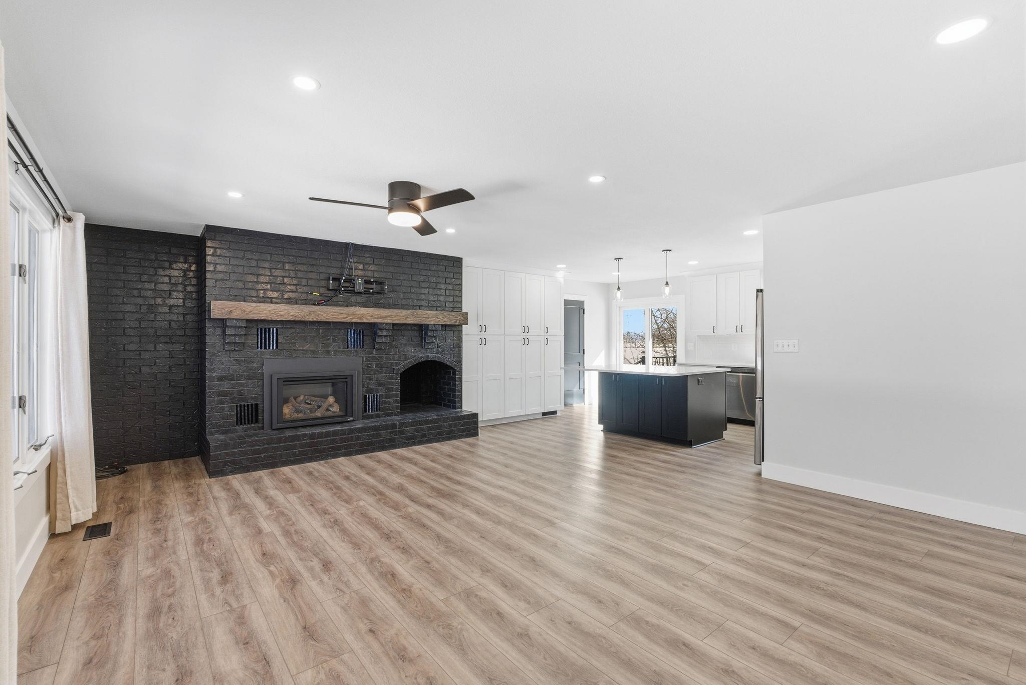 4 Park View Road Hesston KS 67062