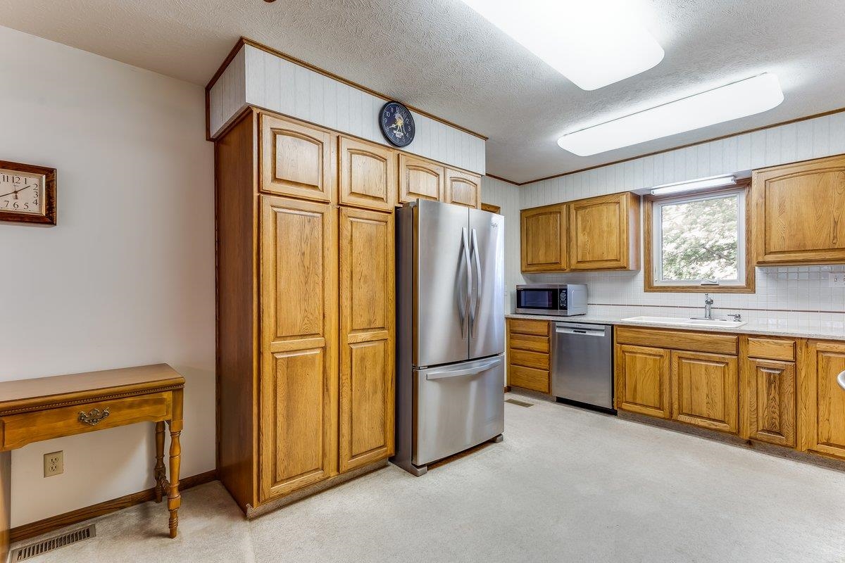 9202 N Plum Street Hutchinson KS 67502