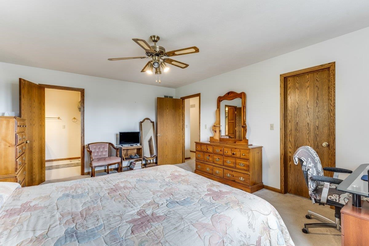 9202 N Plum Street Hutchinson KS 67502
