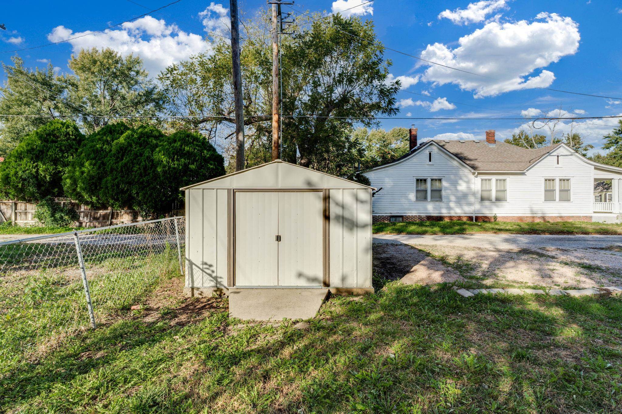 211 W 3rd Avenue El Dorado KS 67042