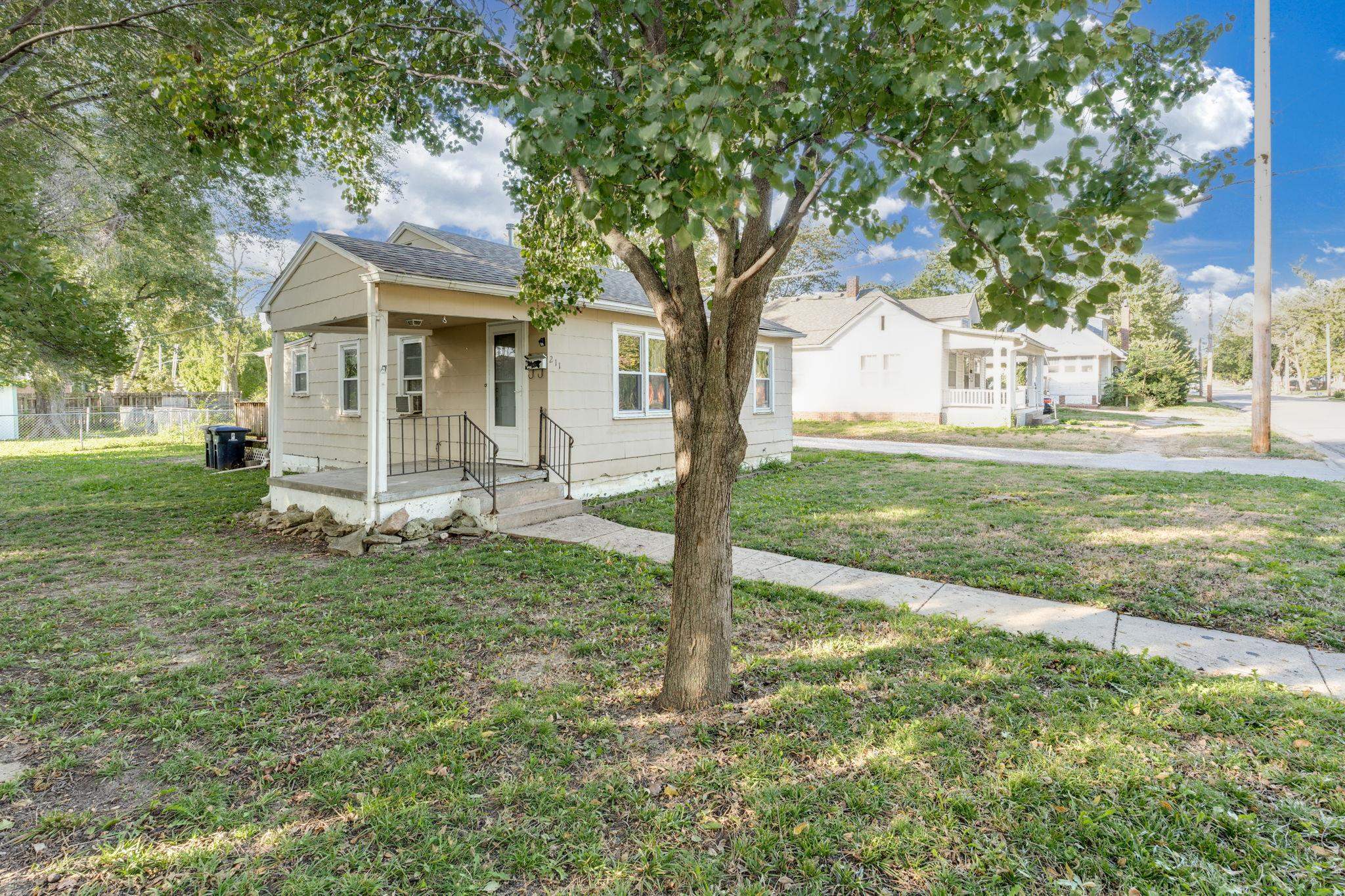 211 W 3rd Avenue El Dorado KS 67042