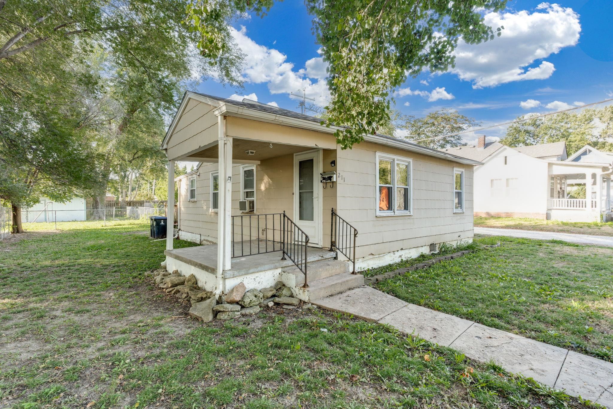 211 W 3rd Avenue El Dorado KS 67042