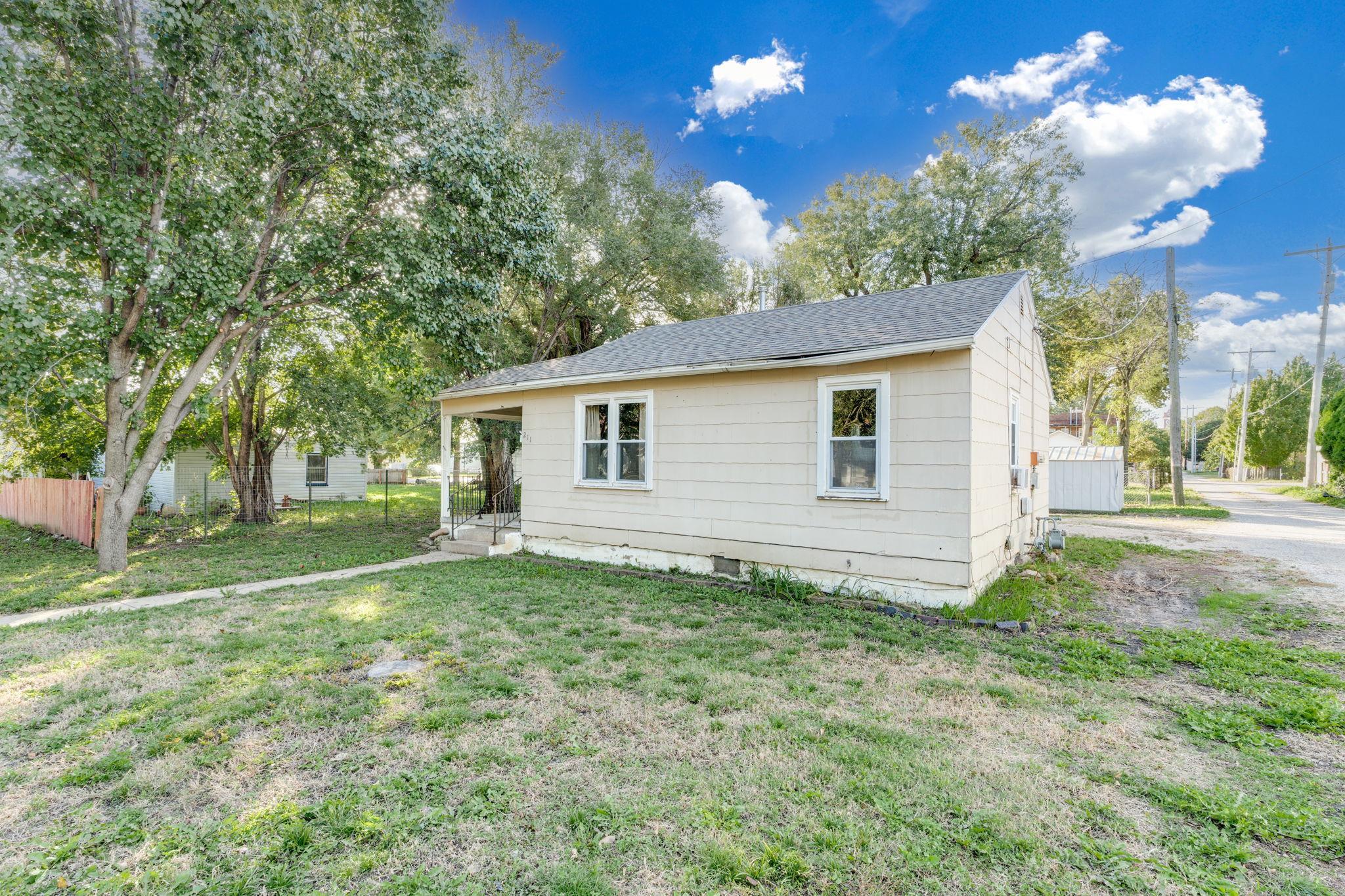 211 W 3rd Avenue El Dorado KS 67042