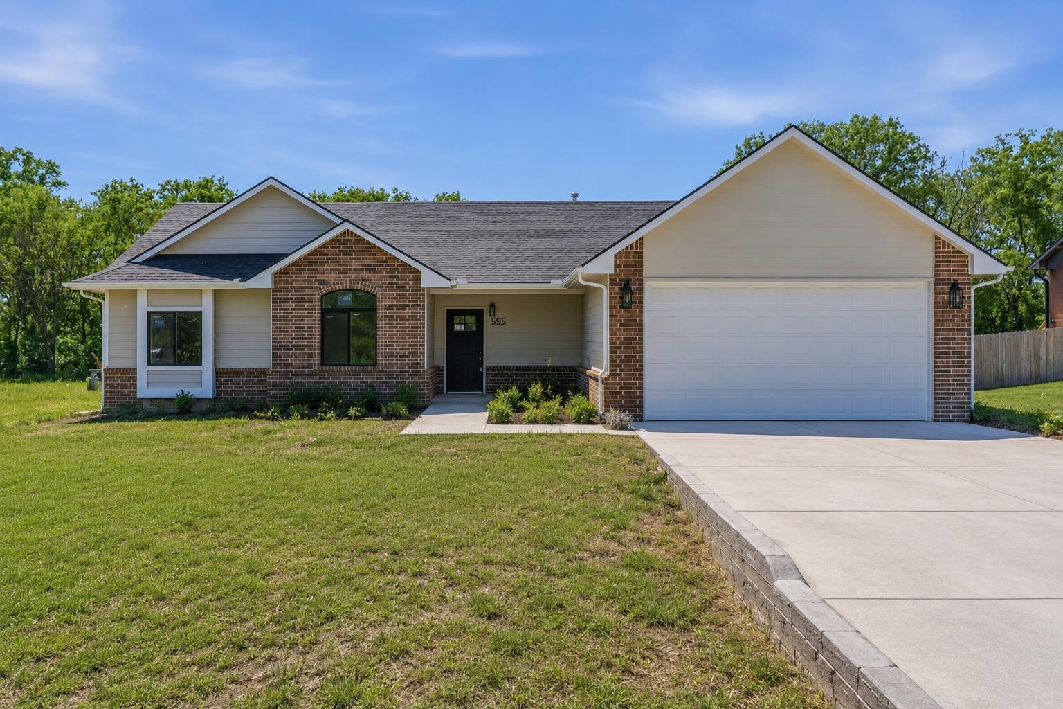 595 S Arbor Valley Way Valley Center KS 67147