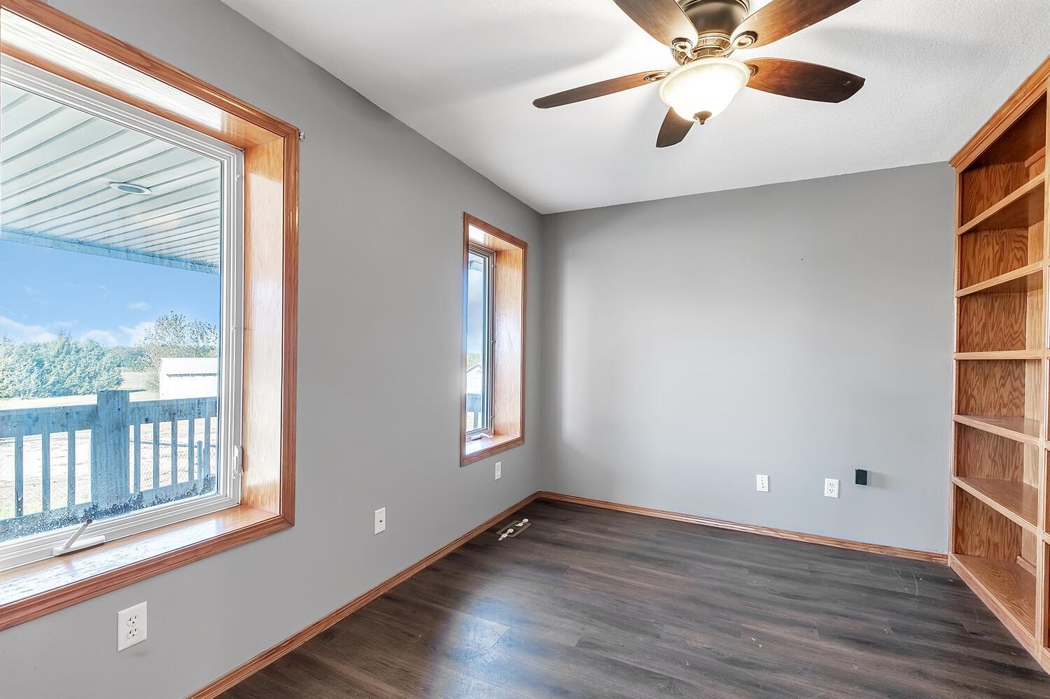 664 E 90th Avenue N Belle Plaine KS 67013