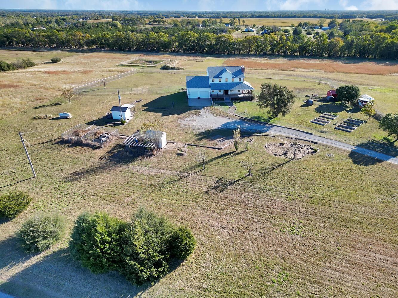 664 E 90th Avenue N Belle Plaine KS 67013