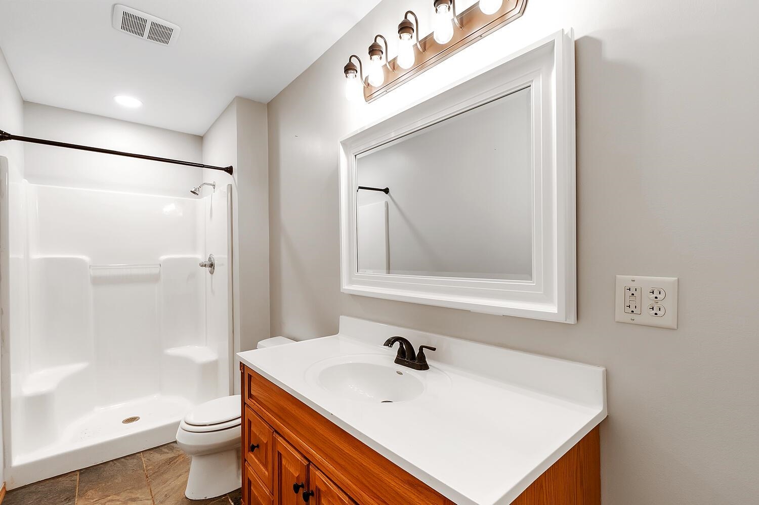 664 E 90th Avenue N Belle Plaine KS 67013