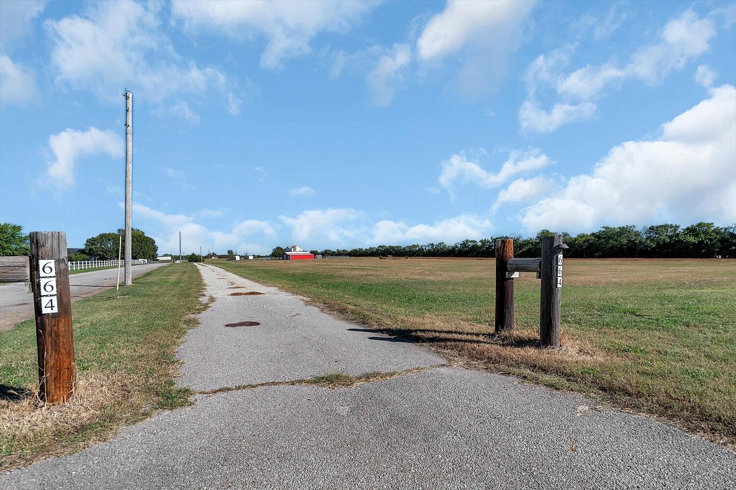 664 E 90th Avenue N Belle Plaine KS 67013