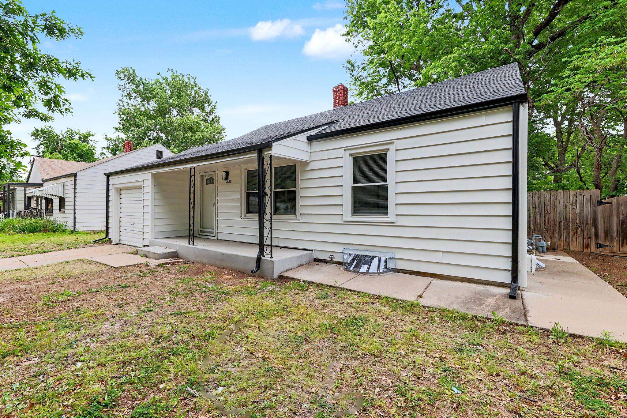 2620 S Santa Fe Street Wichita KS 67216