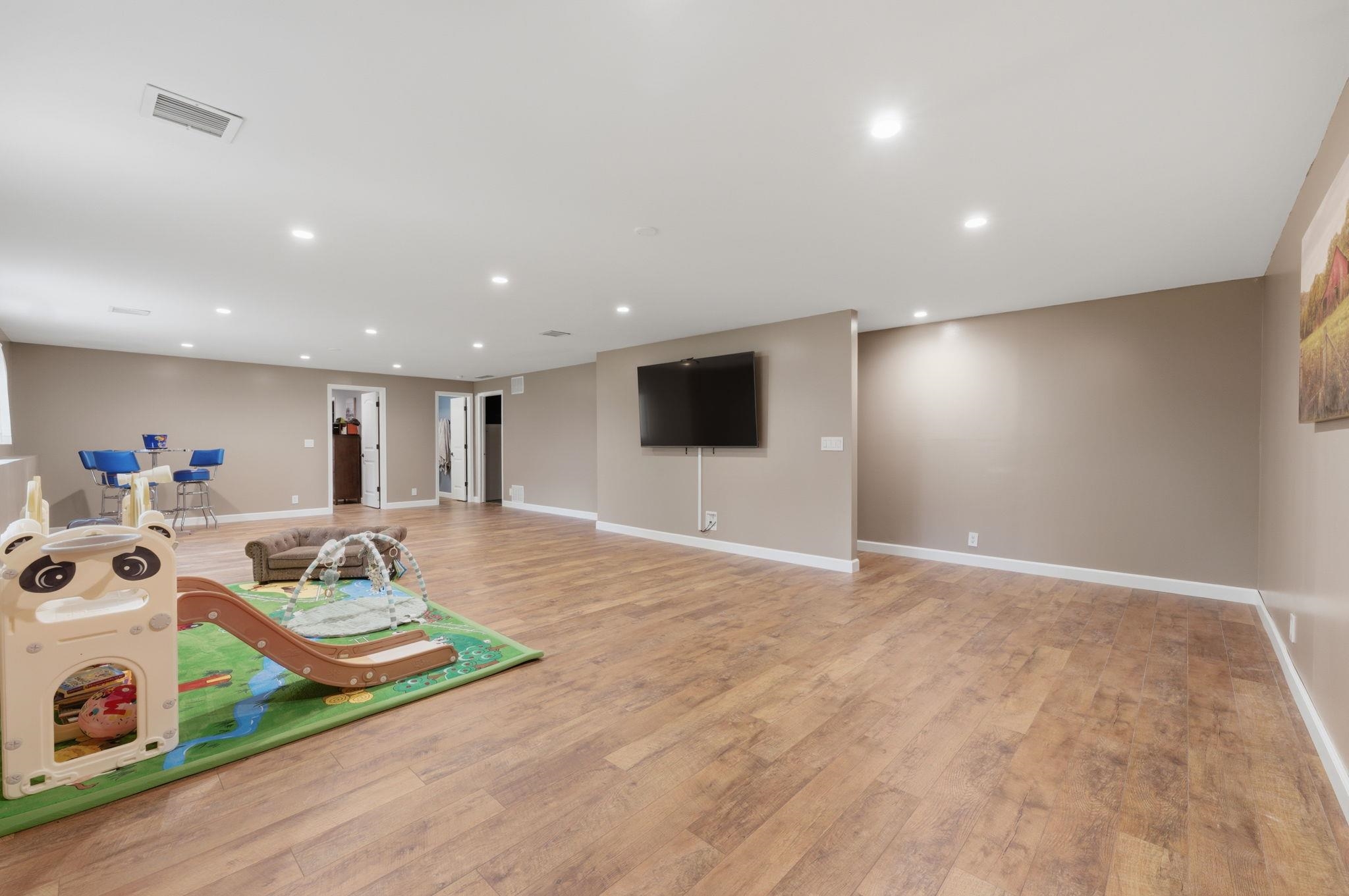 2537 N Watersedge Wichita KS 67205