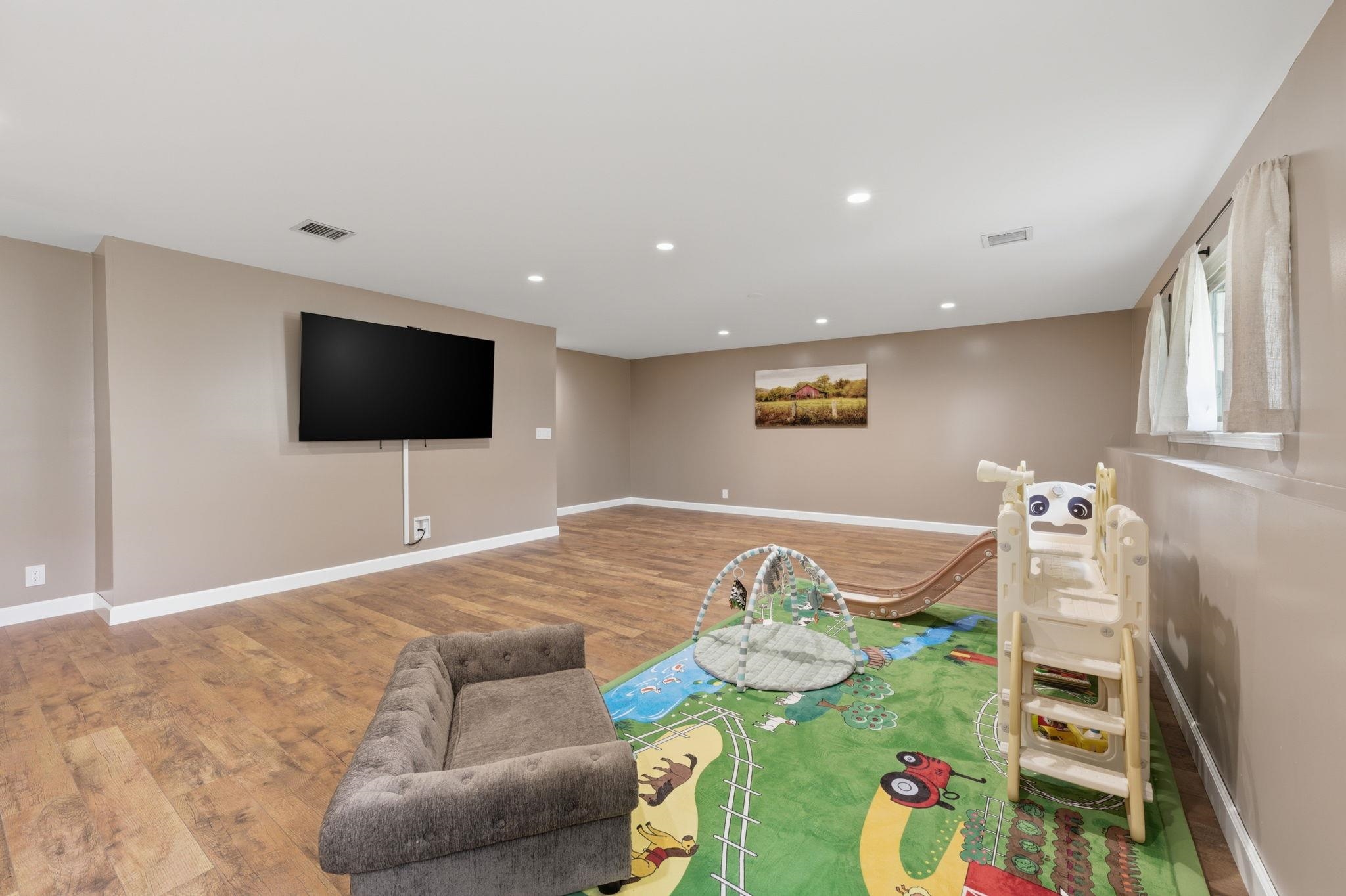 2537 N Watersedge Wichita KS 67205