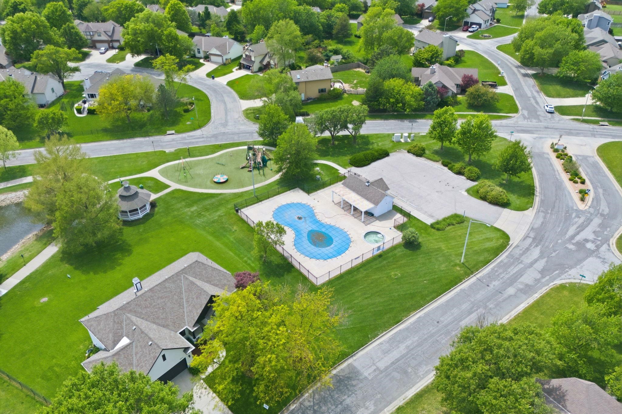2537 N Watersedge Wichita KS 67205