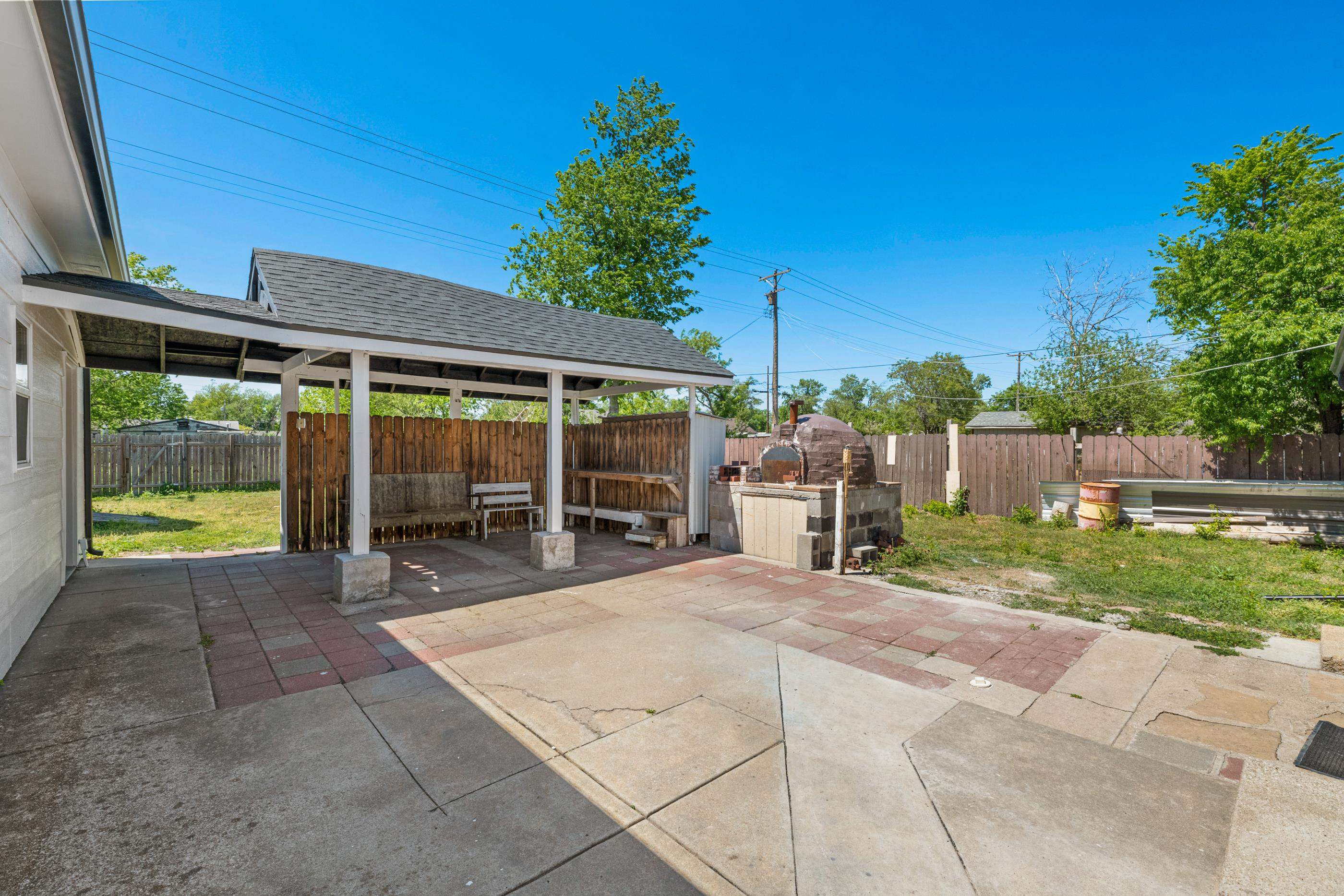 327 N Elder Street Wichita KS 67212