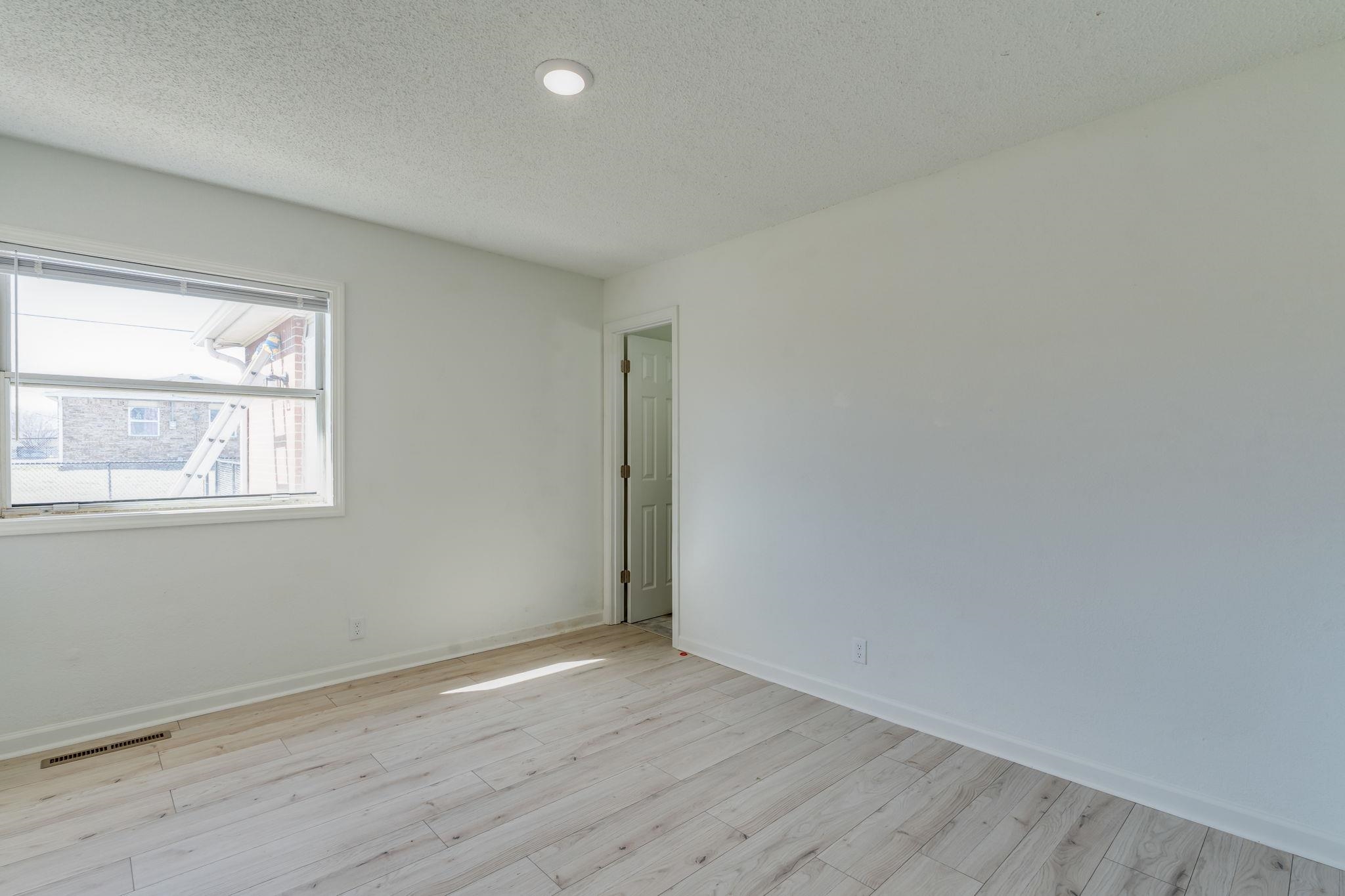 7035 W Newell Street Wichita KS 67212