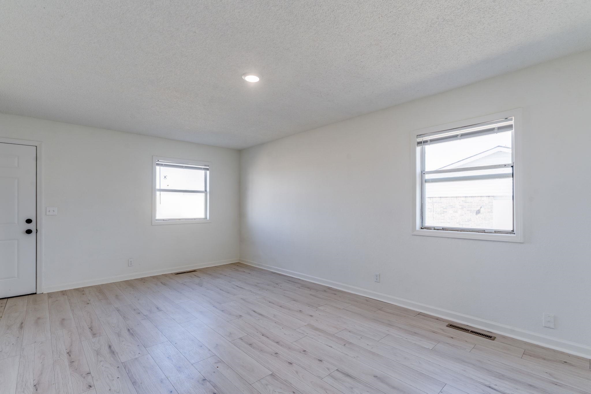 7035 W Newell Street Wichita KS 67212