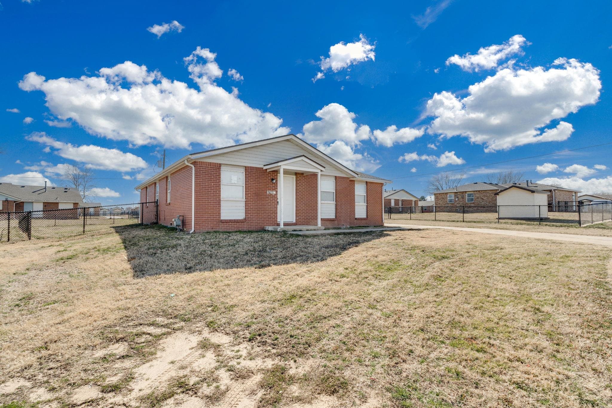 7035 W Newell Street Wichita KS 67212