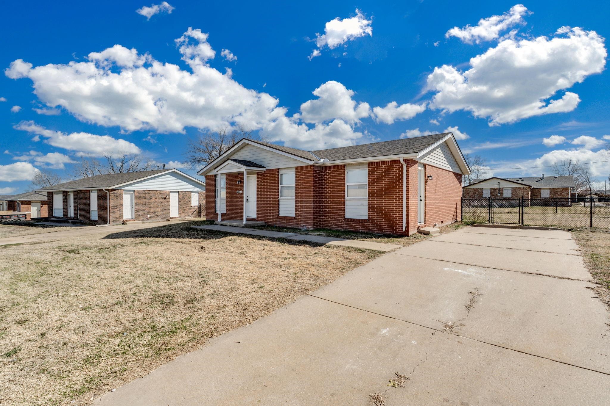 7035 W Newell Street Wichita KS 67212