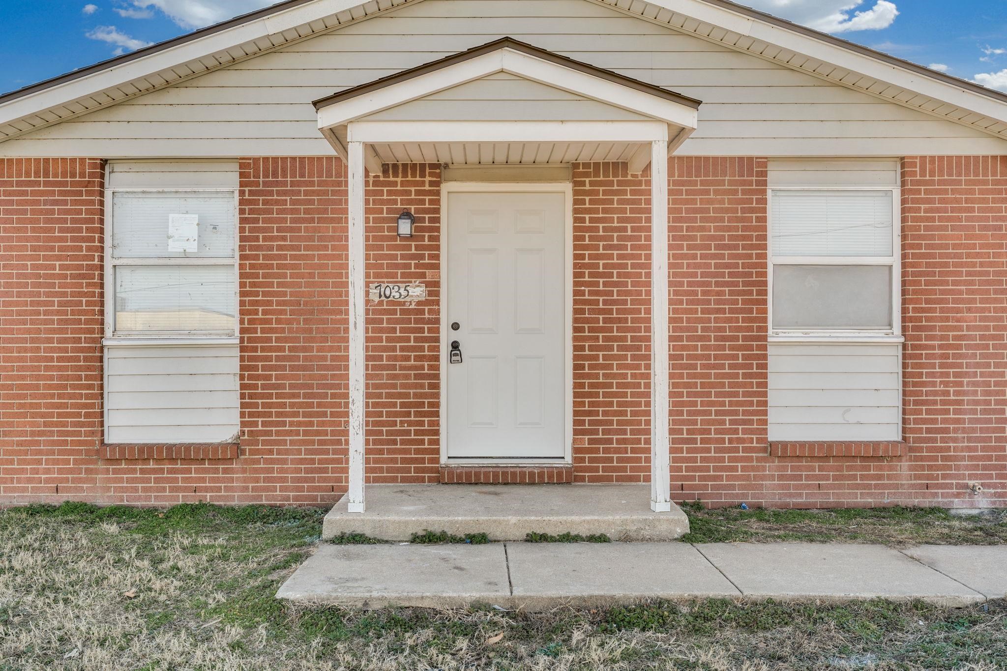 7035 W Newell Street Wichita KS 67212
