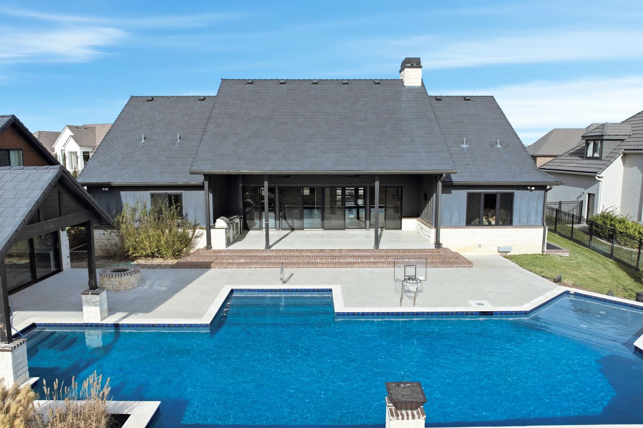 1511 E Bluesage Court Andover KS 67002