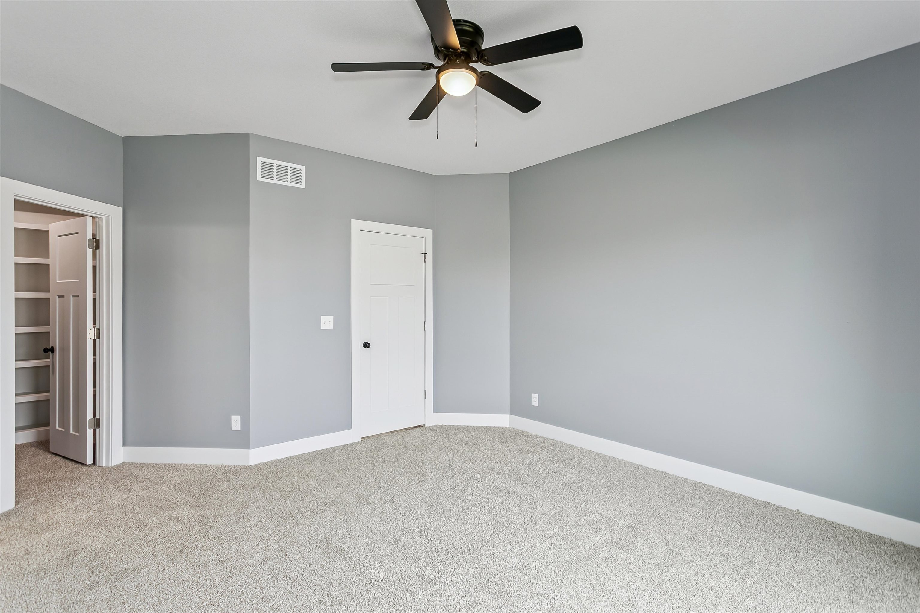 5824 N Newport Court Park City KS 67219