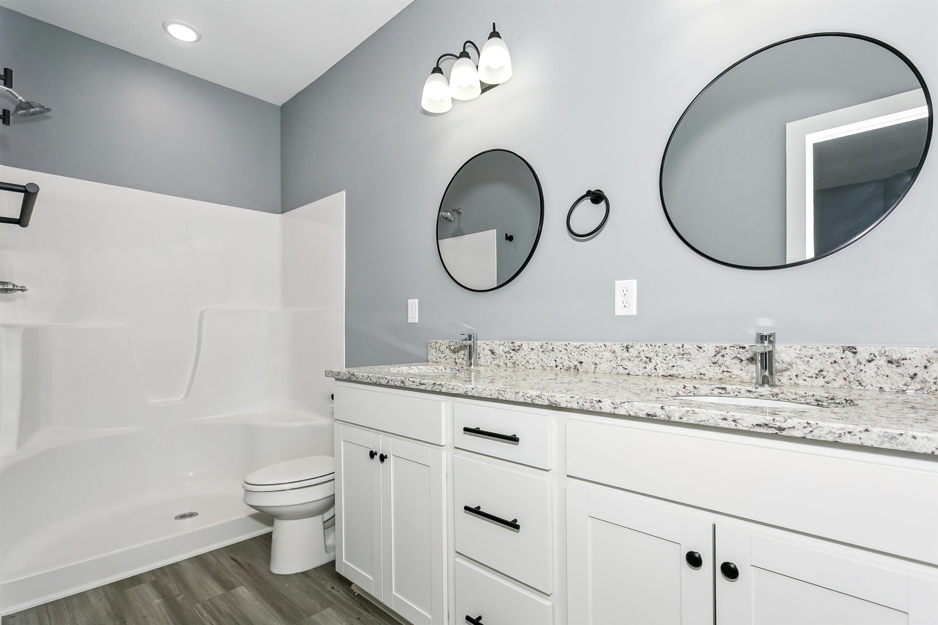 5824 N Newport Court Park City KS 67219