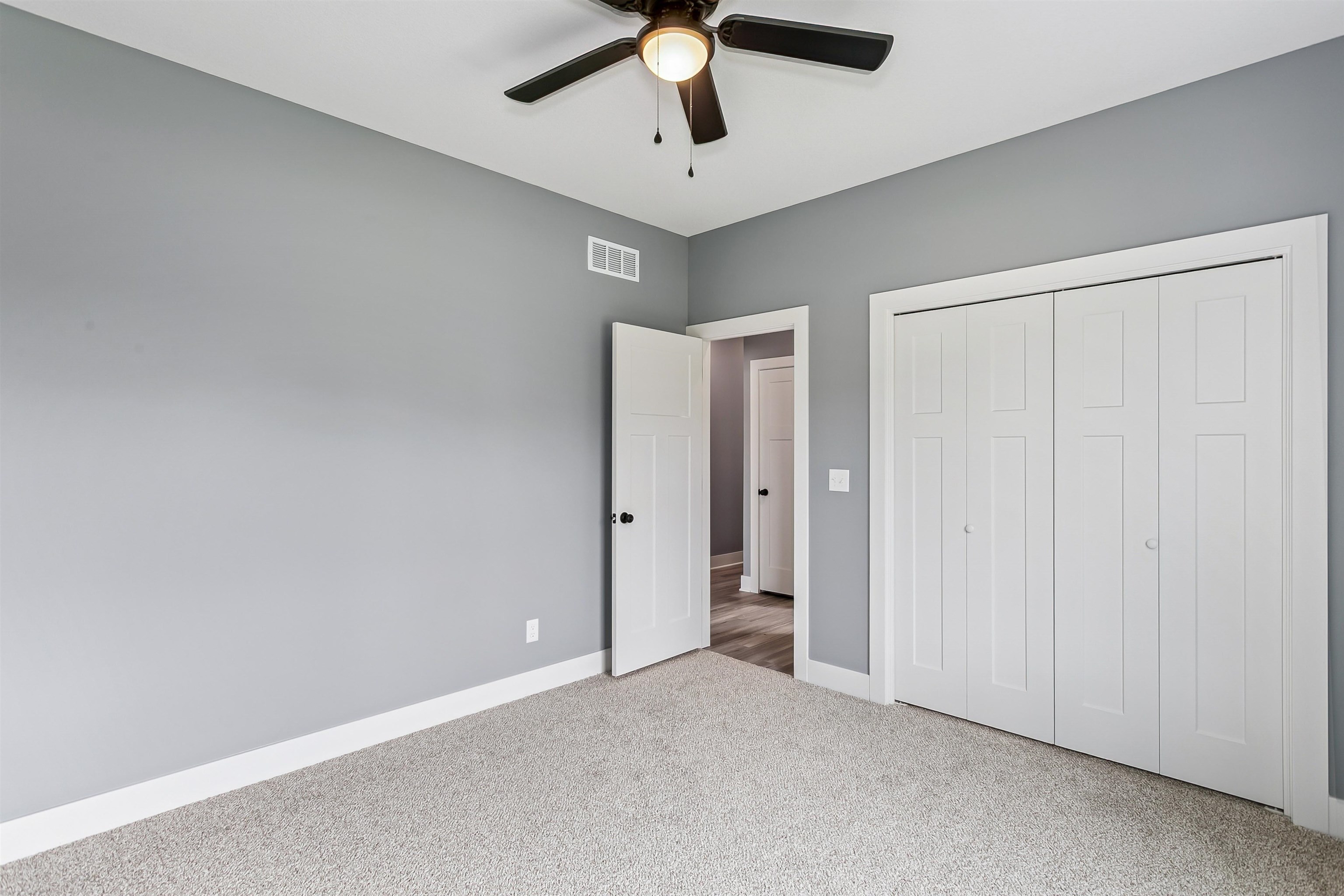 5824 N Newport Court Park City KS 67219