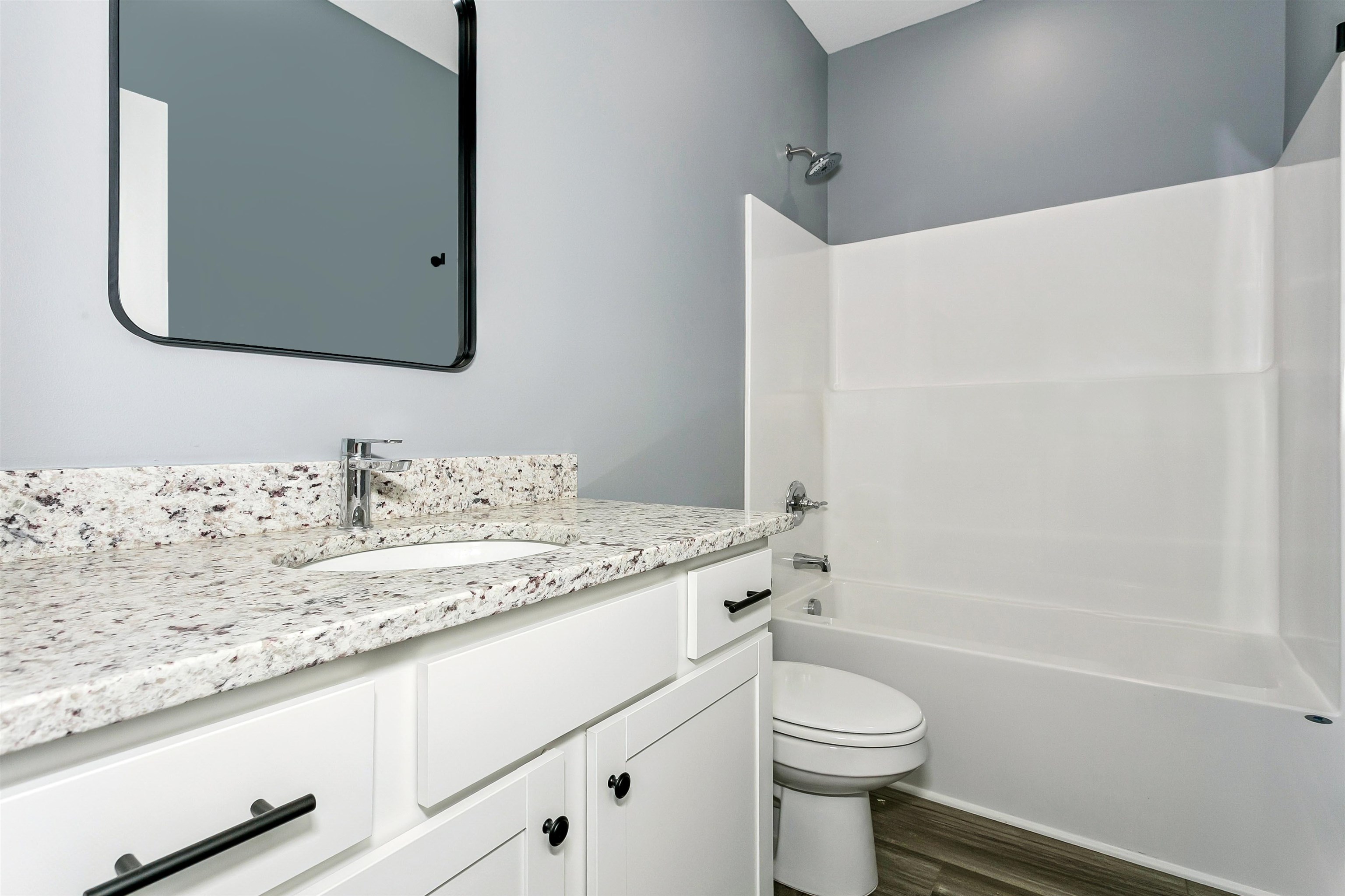 5824 N Newport Court Park City KS 67219