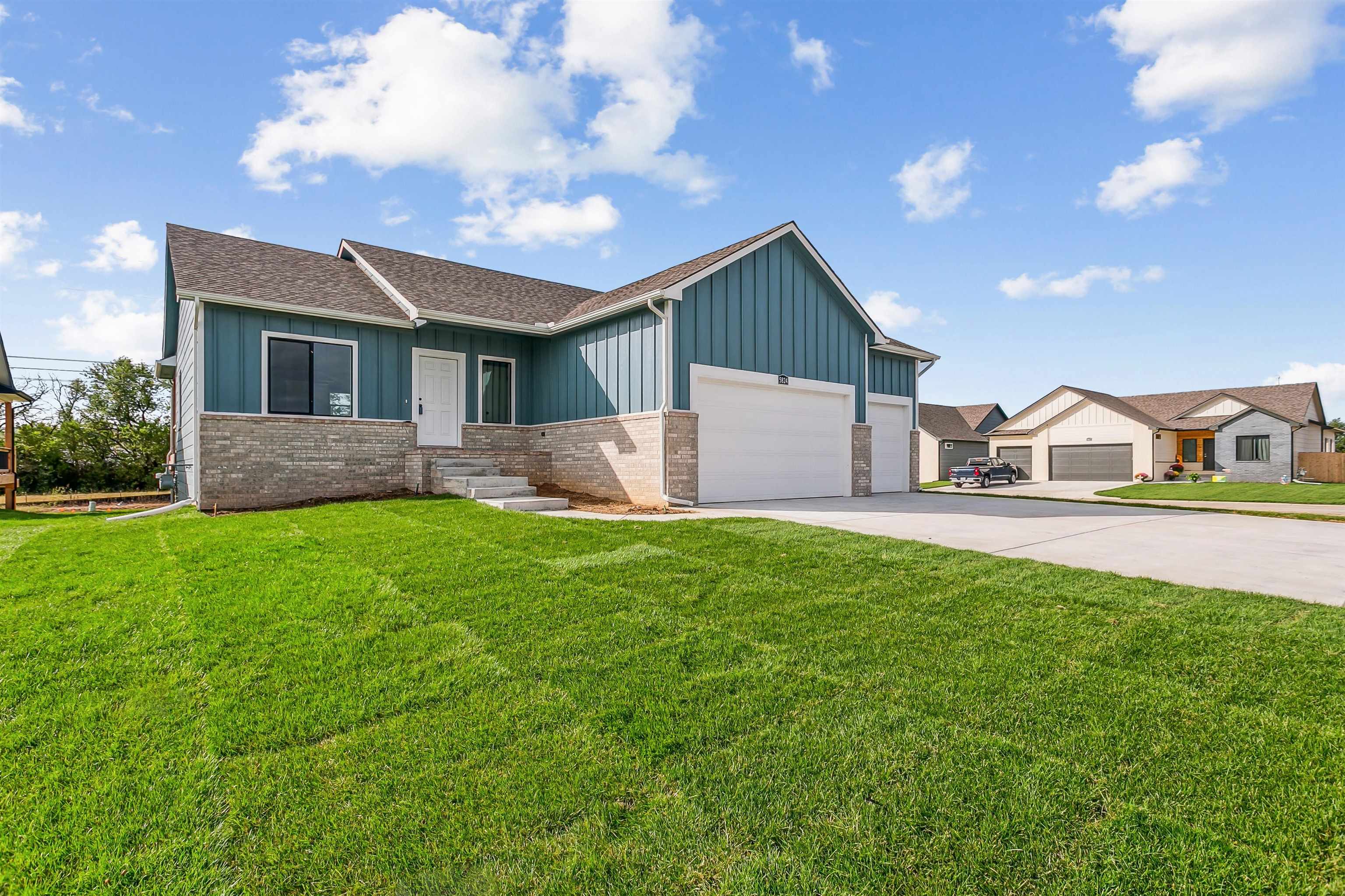 5824 N Newport Court Park City KS 67219
