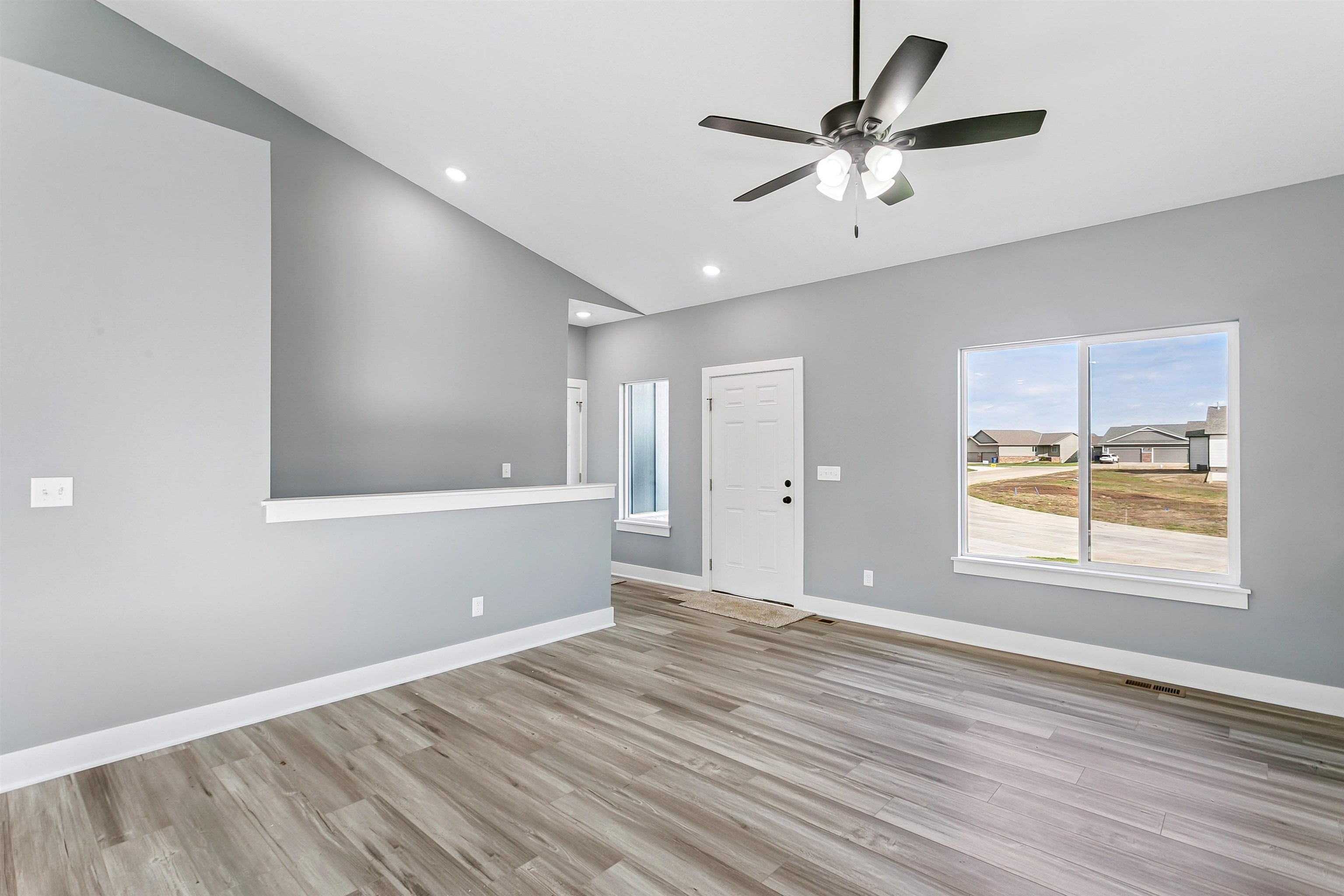 5824 N Newport Court Park City KS 67219