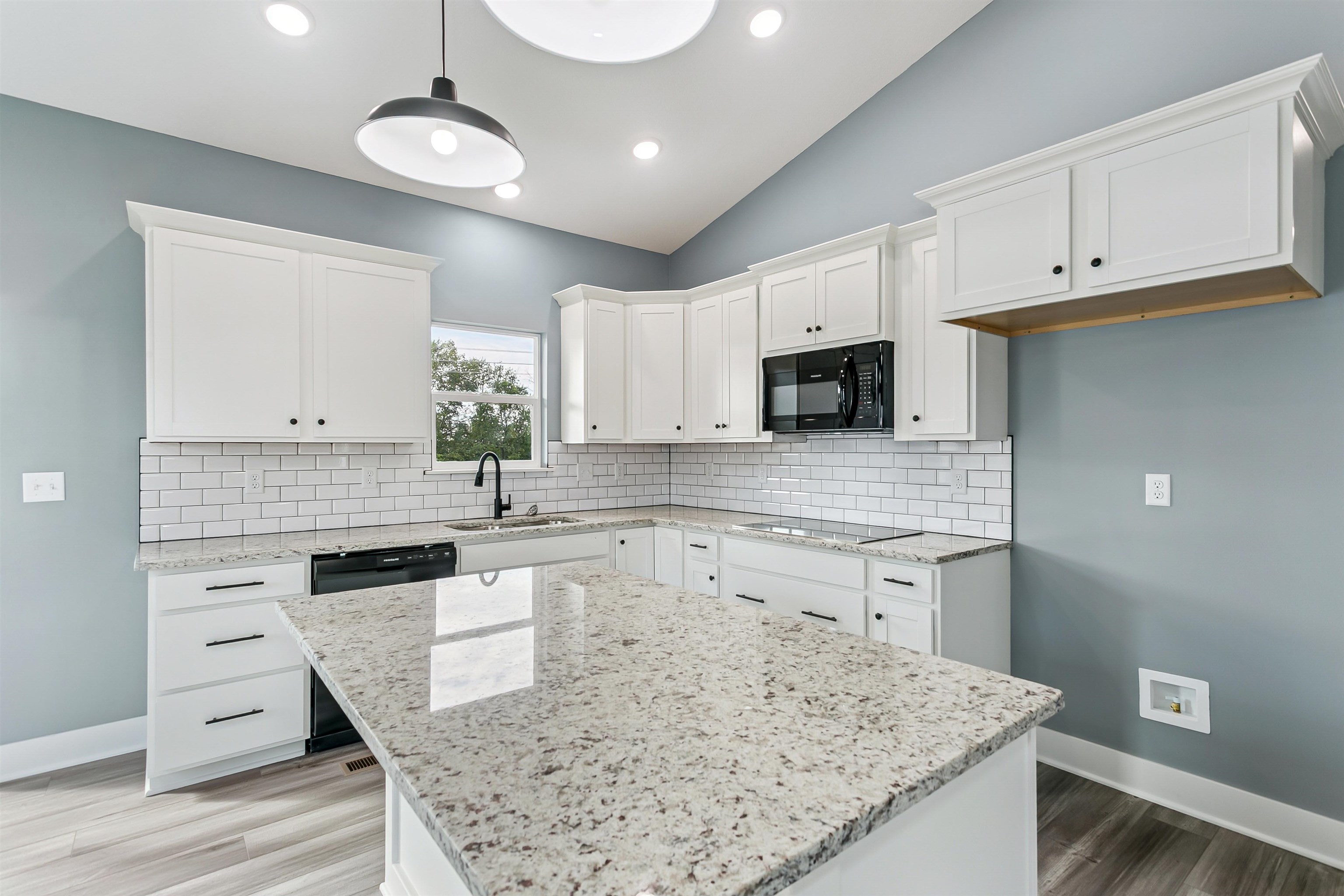 5824 N Newport Court Park City KS 67219
