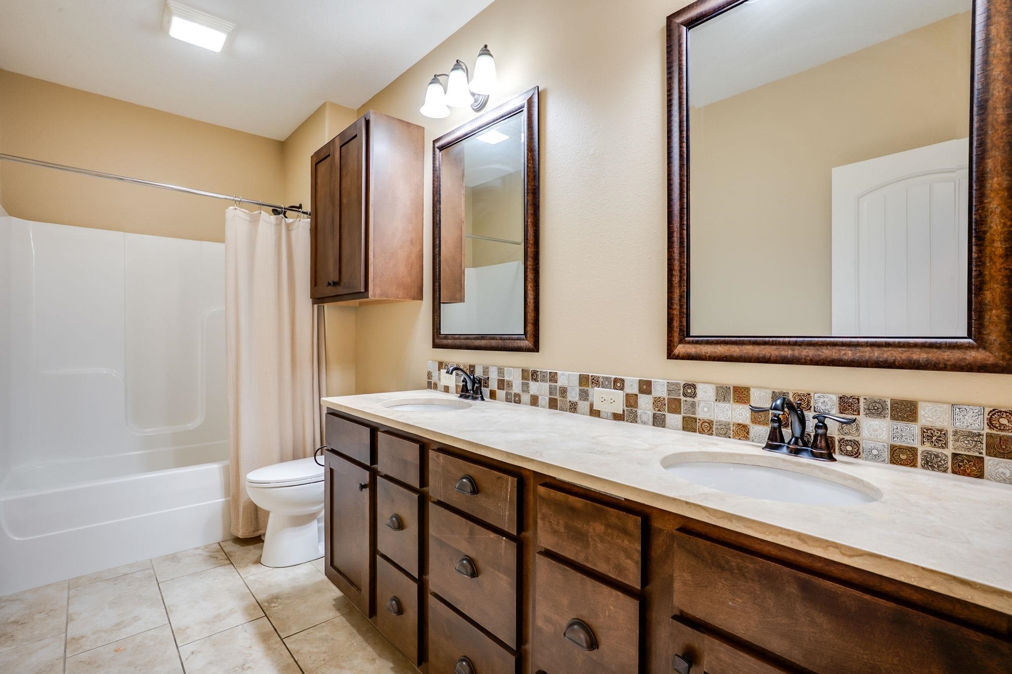 1413 N Shadow Rock Drive Andover KS 67002