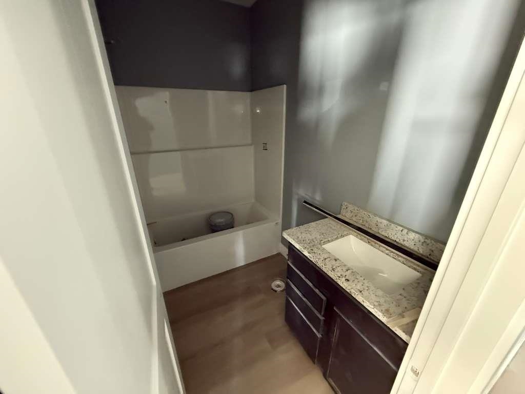 5180 N Toben Drive Bel Aire KS 67226