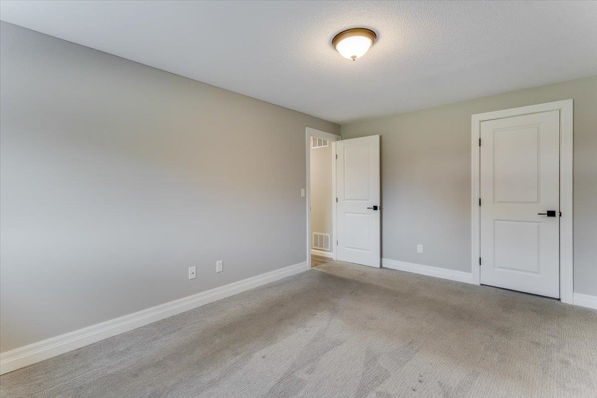 2817 N Woodridge Wichita KS 67226