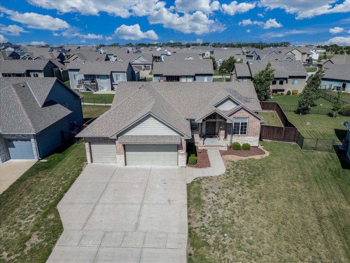 2817 N Woodridge Wichita KS 67226