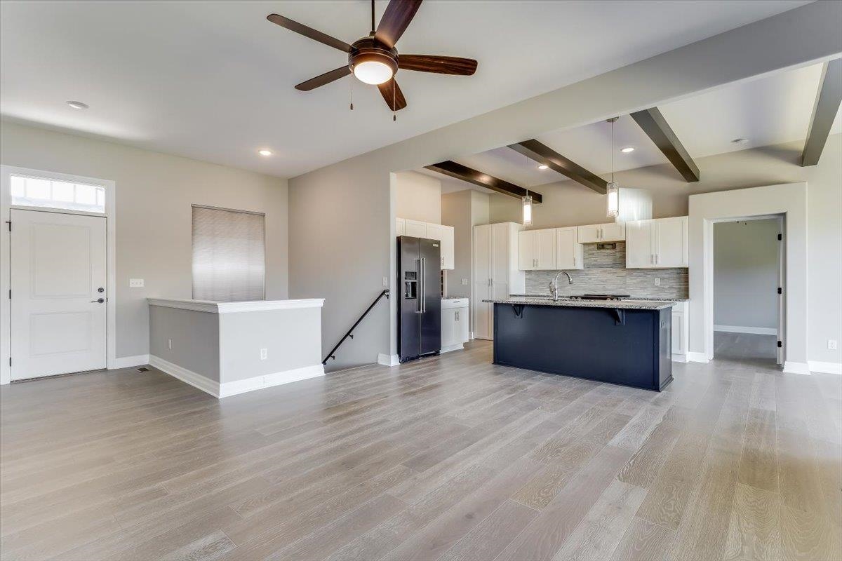 2817 N Woodridge Wichita KS 67226