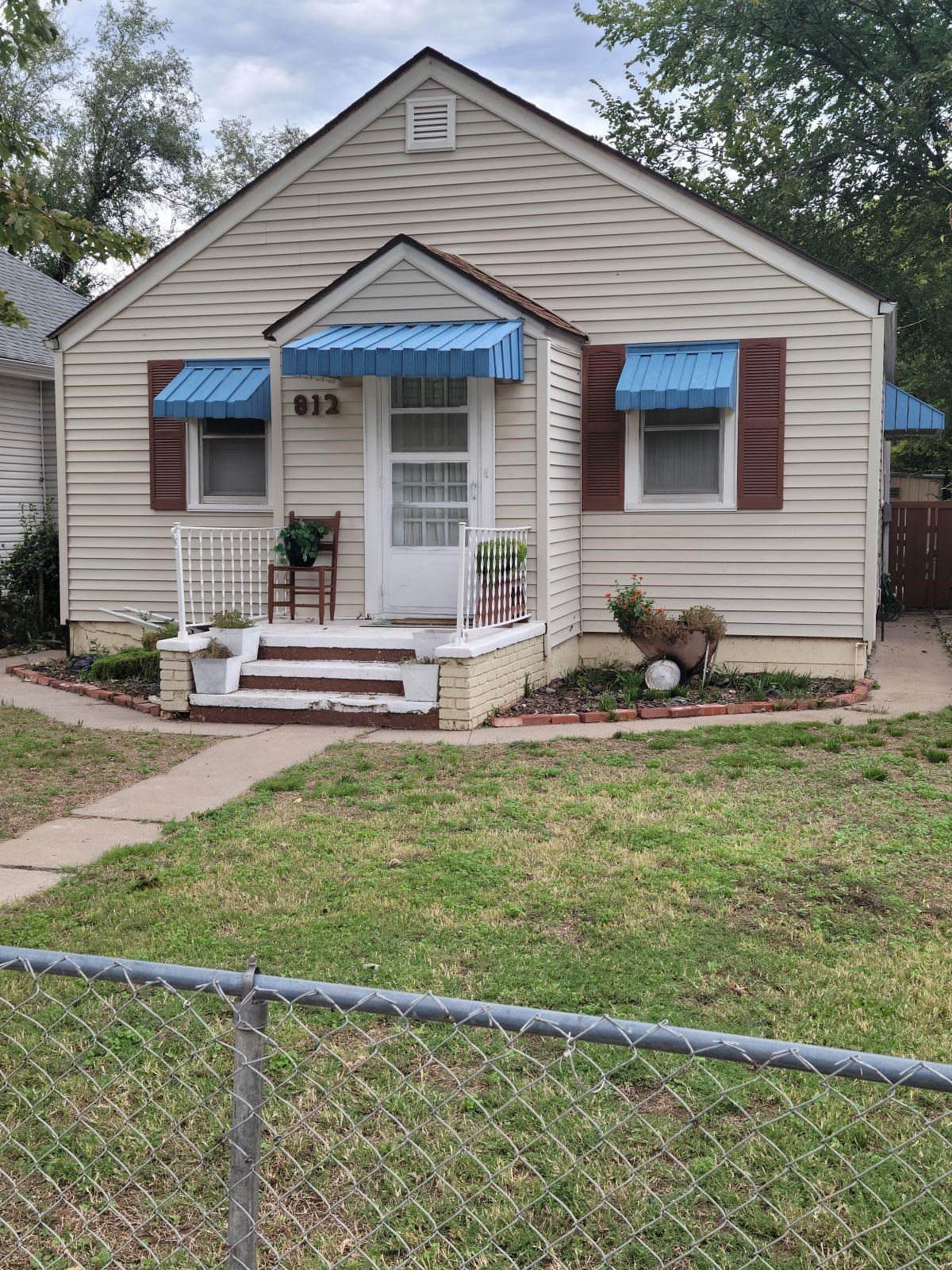 812 E 6th Avenue Hutchinson KS 67501