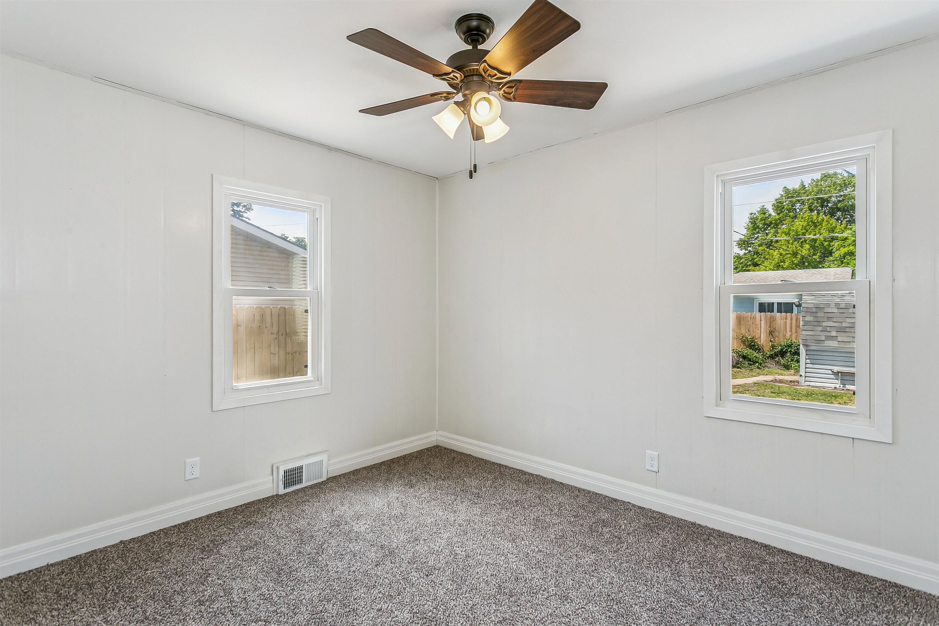 603 N High El Dorado KS 67042