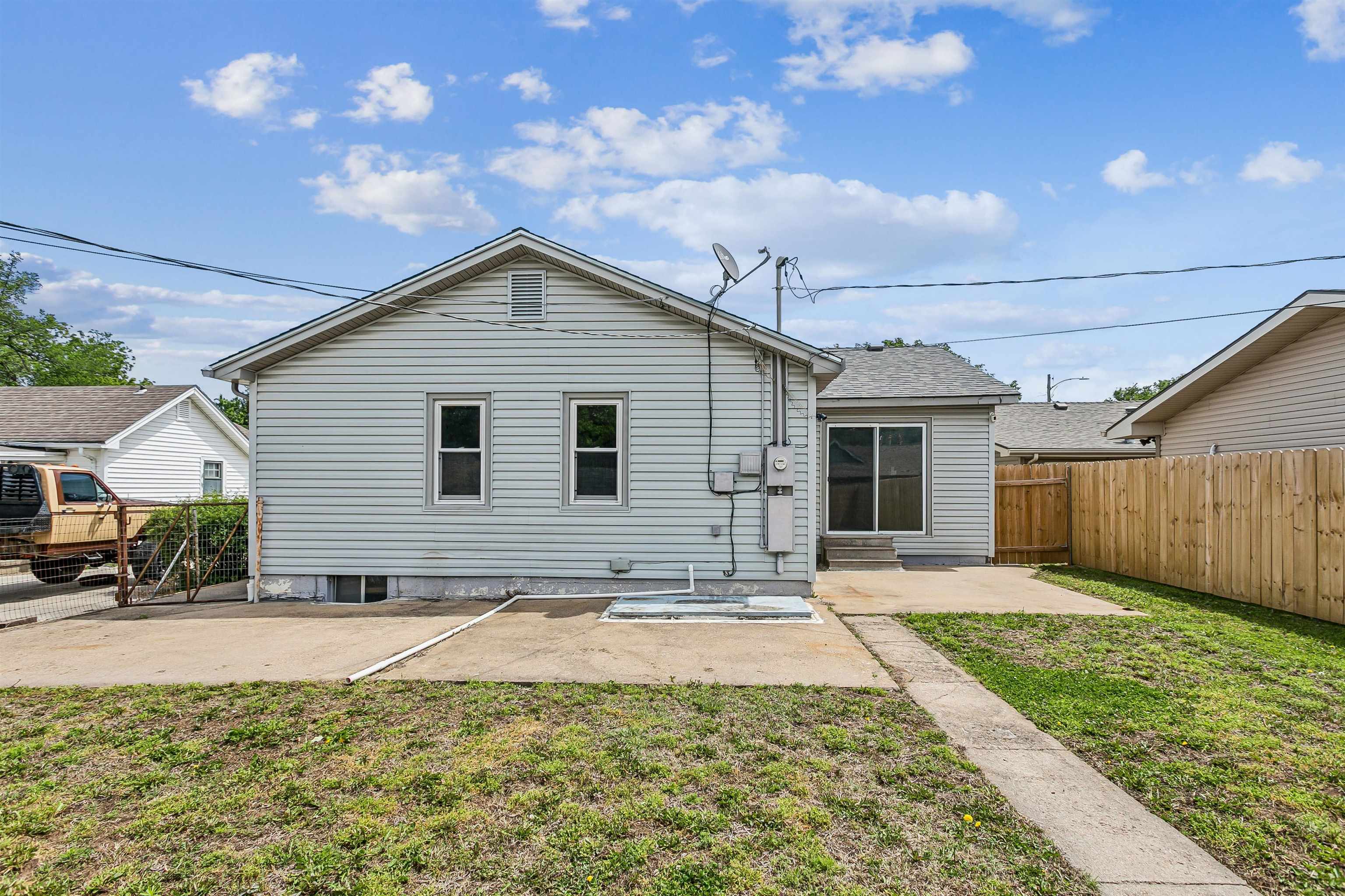 603 N High El Dorado KS 67042